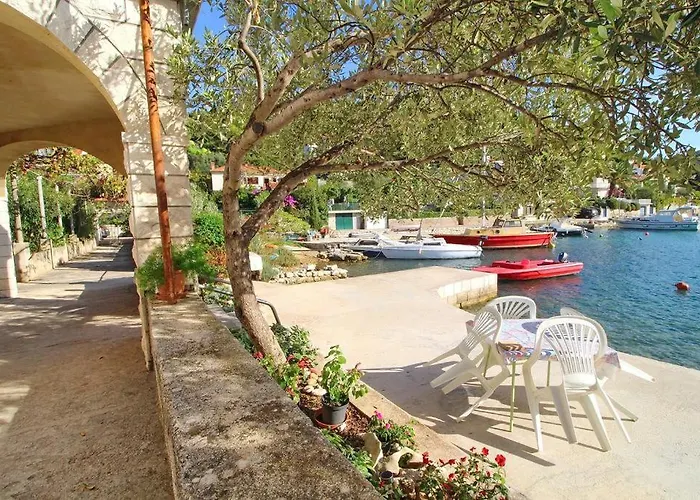 Apartmans And Dunjini Dvori Penzion 3*