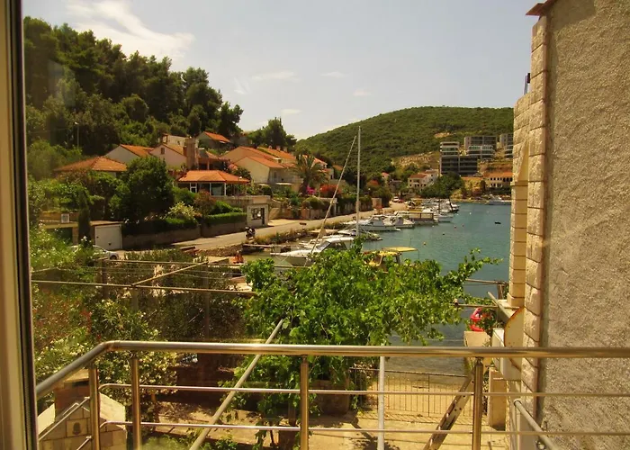 Penzion Apartmans And Dunjini Dvori Korčula