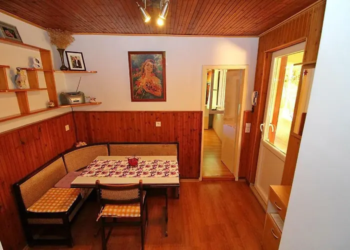 Apartmans And Dunjini Dvori Penzion Korčula