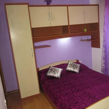 Apartmans And Dunjini Dvori