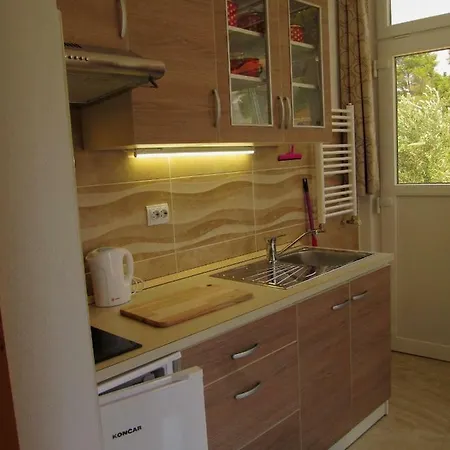 Apartmans And Dunjini Dvori