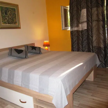 Apartmans And Dunjini Dvori Gasthuis Korčula