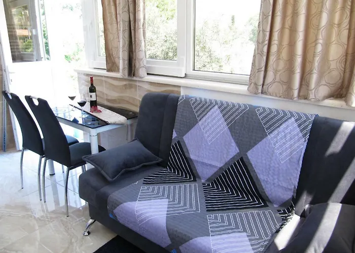 Apartmans And Dunjini Dvori